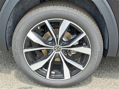 2025 Volkswagen Atlas 2.0T SEL Premium R-Line