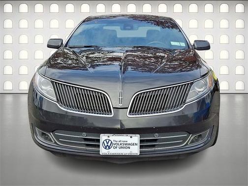 2015 Lincoln MKS Base