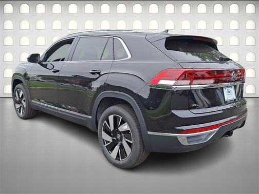 2025 Volkswagen Atlas Cross Sport 2.0T SEL