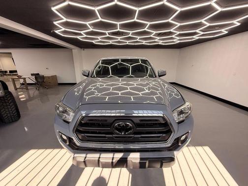 2018 Toyota Tacoma SR5