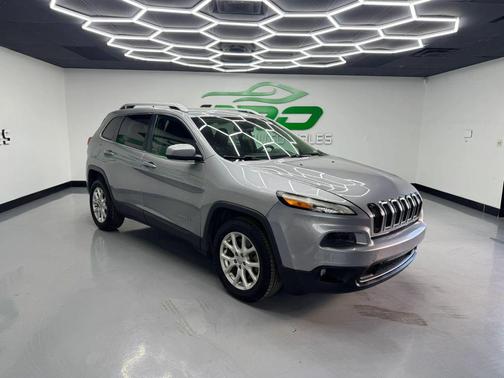 Billet Silver Metallic Clearcoat 2015 Jeep Cherokee Sport