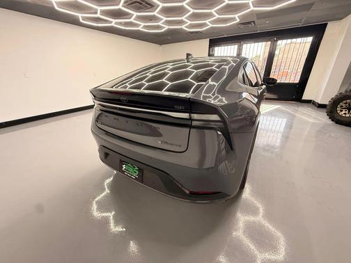 2023 Toyota Prius Prime SE