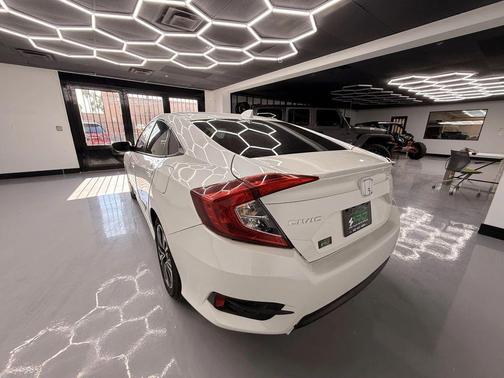 2017 Honda Civic EX-L