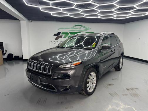 2017 Jeep Cherokee Sport