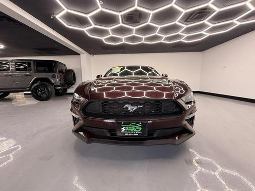 2018 Ford Mustang EcoBoost