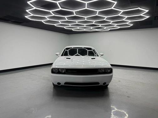 2013 Dodge Challenger SXT