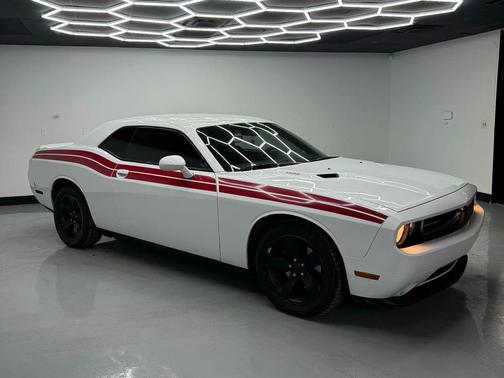 2013 Dodge Challenger SXT
