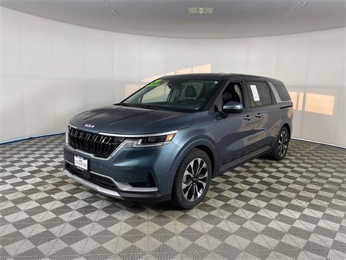 2024 Kia Carnival EX