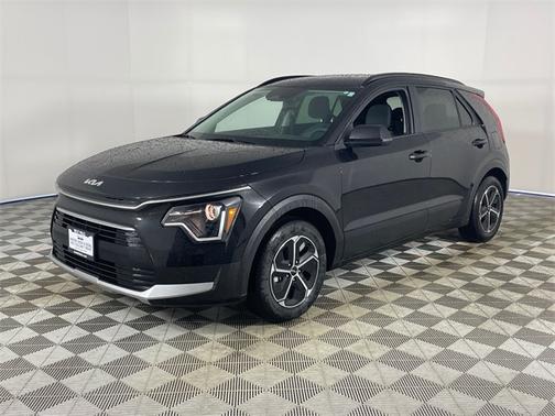 2024 Kia Niro LX