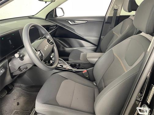 2024 Kia Niro LX