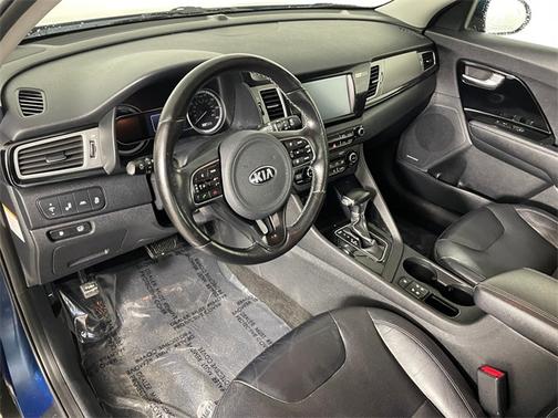 2017 Kia Niro Touring
