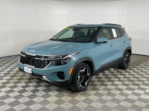 Blue 2024 Kia Seltos EX
