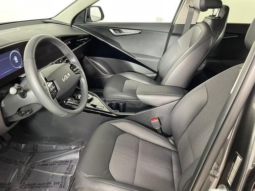 Graphite Gray 2024 Kia Niro EV Wind
