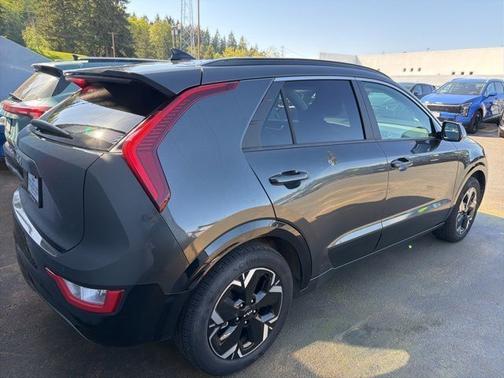 Graphite Gray 2024 Kia Niro EV Wind
