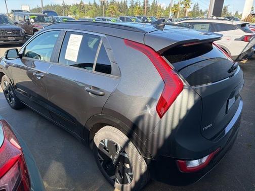 Graphite Gray 2024 Kia Niro EV Wind
