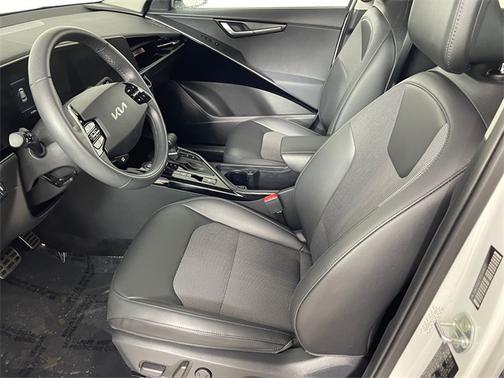 2023 Kia Niro EX Touring