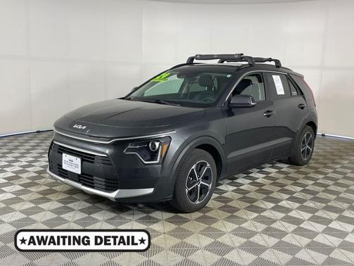 Graphite Gray 2024 Kia Niro EX