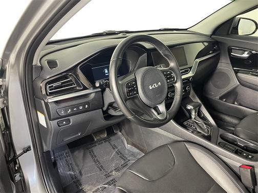 2022 Kia Niro Touring