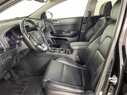 2022 Kia Sportage EX