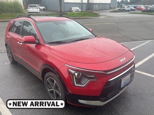 2023 Kia Niro SX
