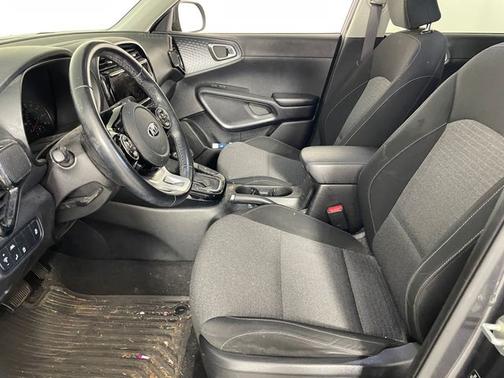 Gray 2021 Kia Soul EX