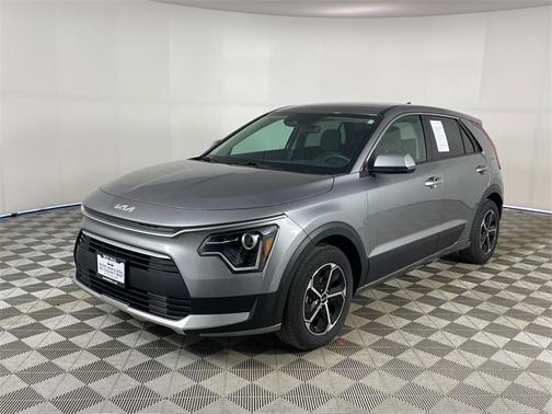 2025 Kia Niro LX