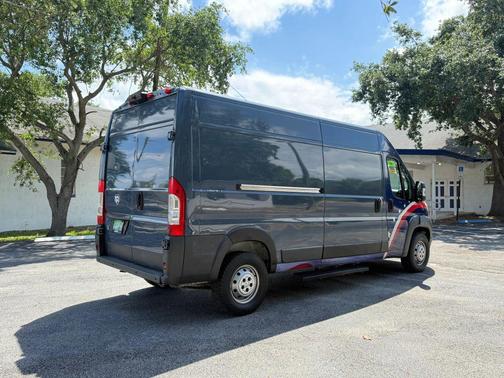 Bright White Clearcoat 2018 RAM ProMaster 2500 High Roof