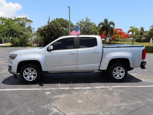 Silver Ice Metallic 2020 Chevrolet Colorado LT
