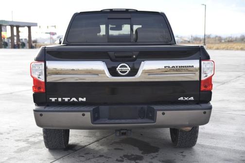 Photo 4 of 31 of 2017 Nissan Titan Platinum Reserve