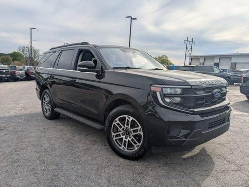 Black Metallic 2025 Ford Expedition Active