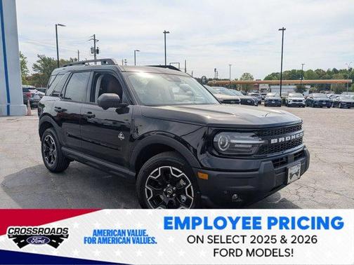 Shadow 2026 Ford Bronco Sport Outer Banks