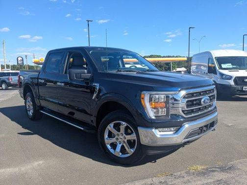 Blue Metallic 2022 Ford F-150 XLT