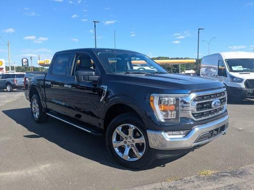 Blue Metallic 2022 Ford F-150 XLT