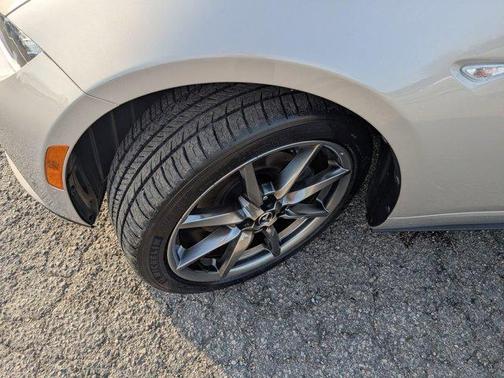 2023 Mazda MX-5 Miata RF Grand Touring