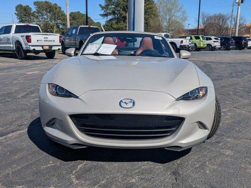 2023 Mazda MX-5 Miata RF Grand Touring