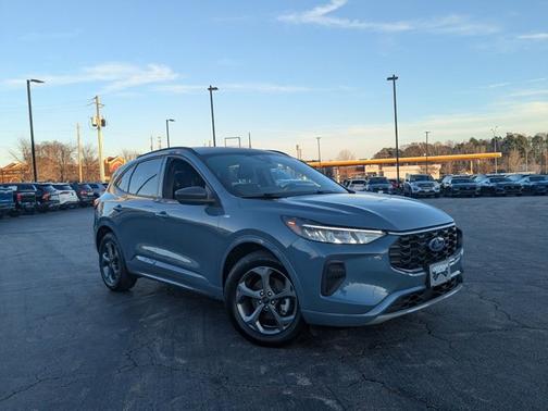 2024 Ford Escape ST-LINE