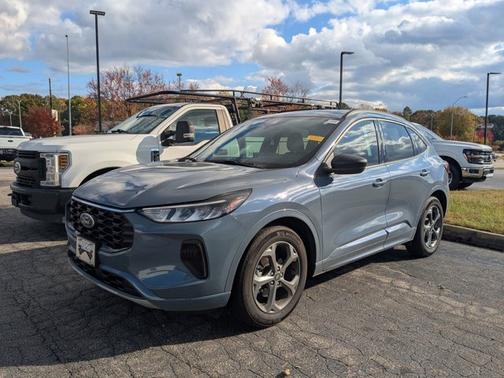 2024 Ford Escape ST-LINE