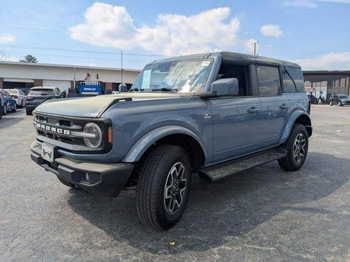 Azure Gray Metallic 2025 Ford Bronco Outer Banks