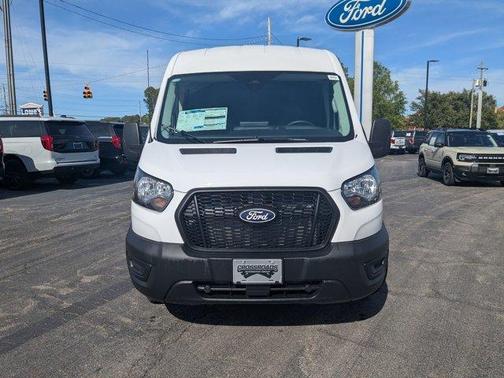 Oxford White 2026 Ford Transit-250 148 WB Medium Roof Cargo