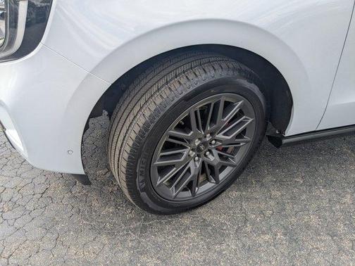 Silver Metallic 2025 Ford Expedition Max Platinum