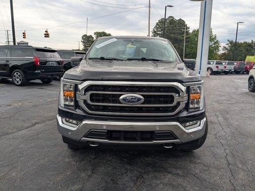 Blue Metallic 2021 Ford F-150 XLT