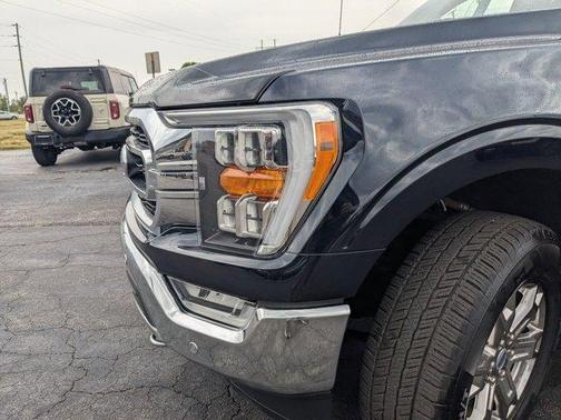 Blue Metallic 2021 Ford F-150 XLT