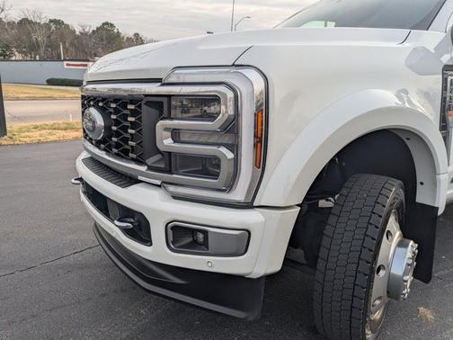 2024 Ford F-450 PLATINUM DRW