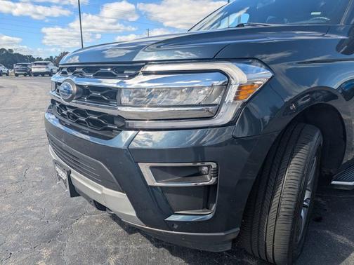 2022 Ford Expedition LIMITED