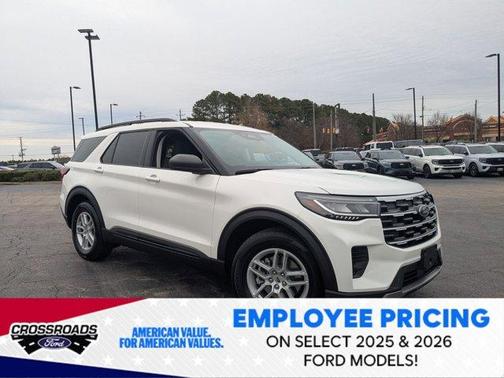 White Metallic 2026 Ford Explorer Active