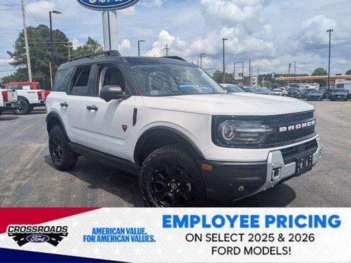 Oxford White 2026 Ford Bronco Sport Badlands