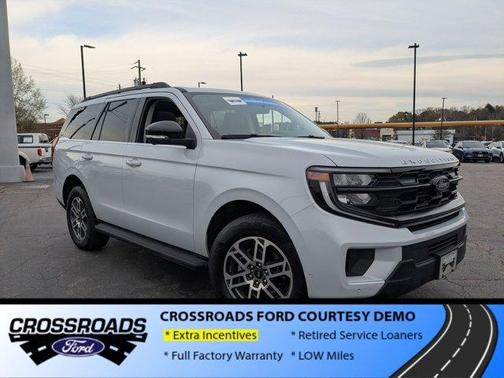 2025 Ford Expedition Active