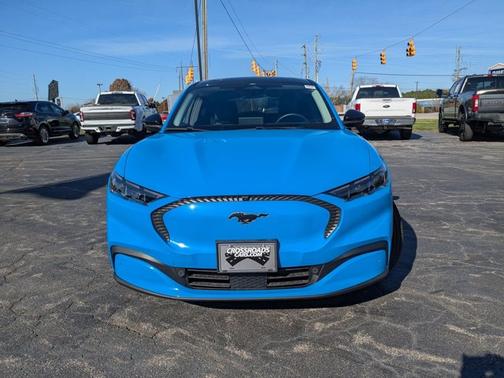 2024 Ford Mustang Mach-E SELECT