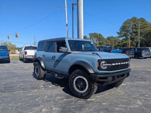 2023 Ford Bronco WILDTRAK