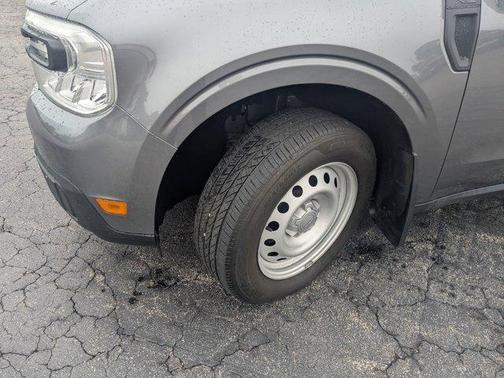 Carbonized Gray Metallic 2023 Ford Maverick XL